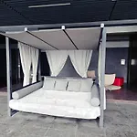 Anggun Condo Homestay Studio Klcc Kl City Monorail 1Cp
